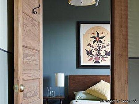 Hotel Frederick Boonville Room photo